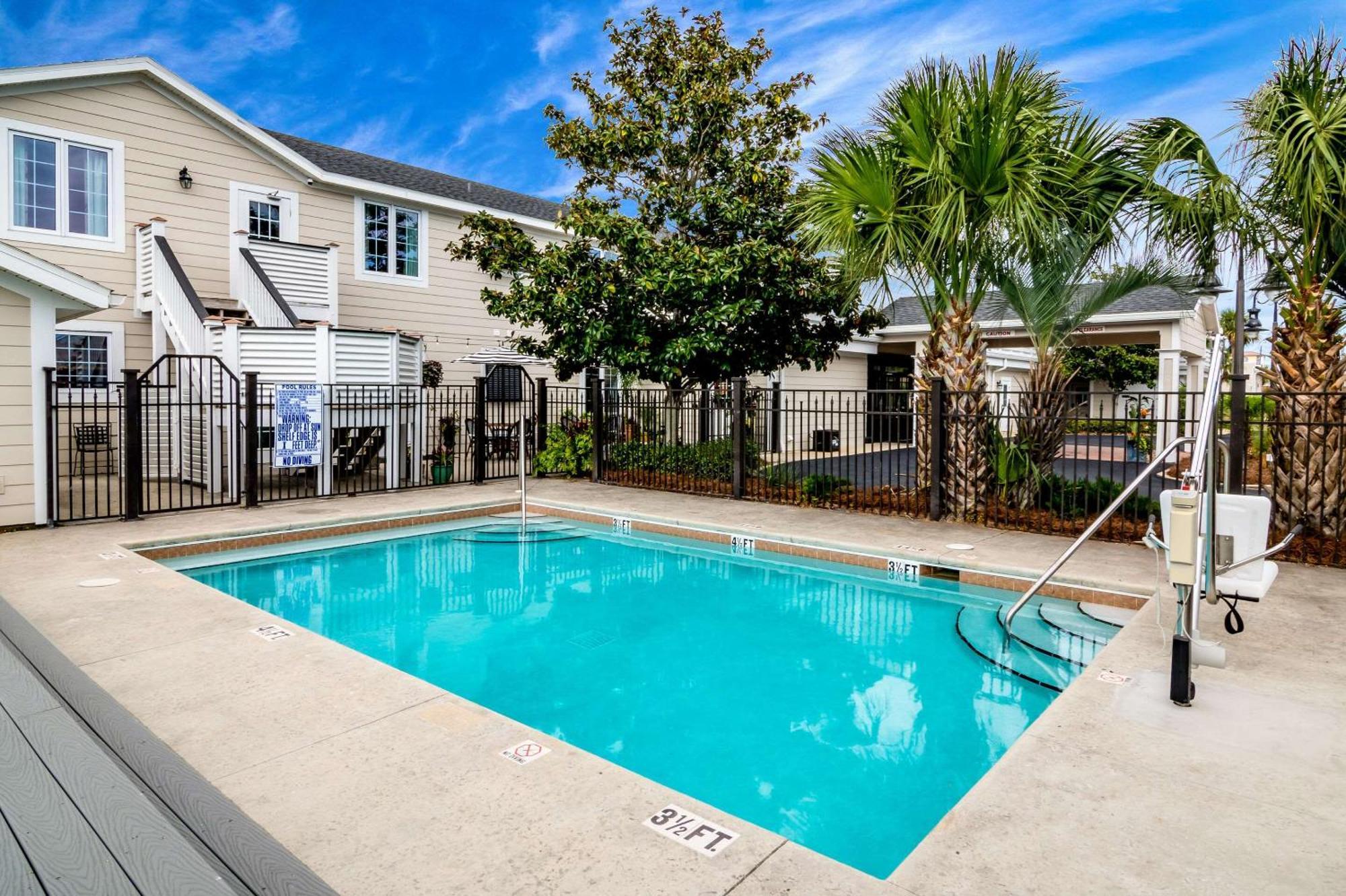The Port Inn And Cottages, Ascend Hotel Collection Port St. Joe Esterno foto