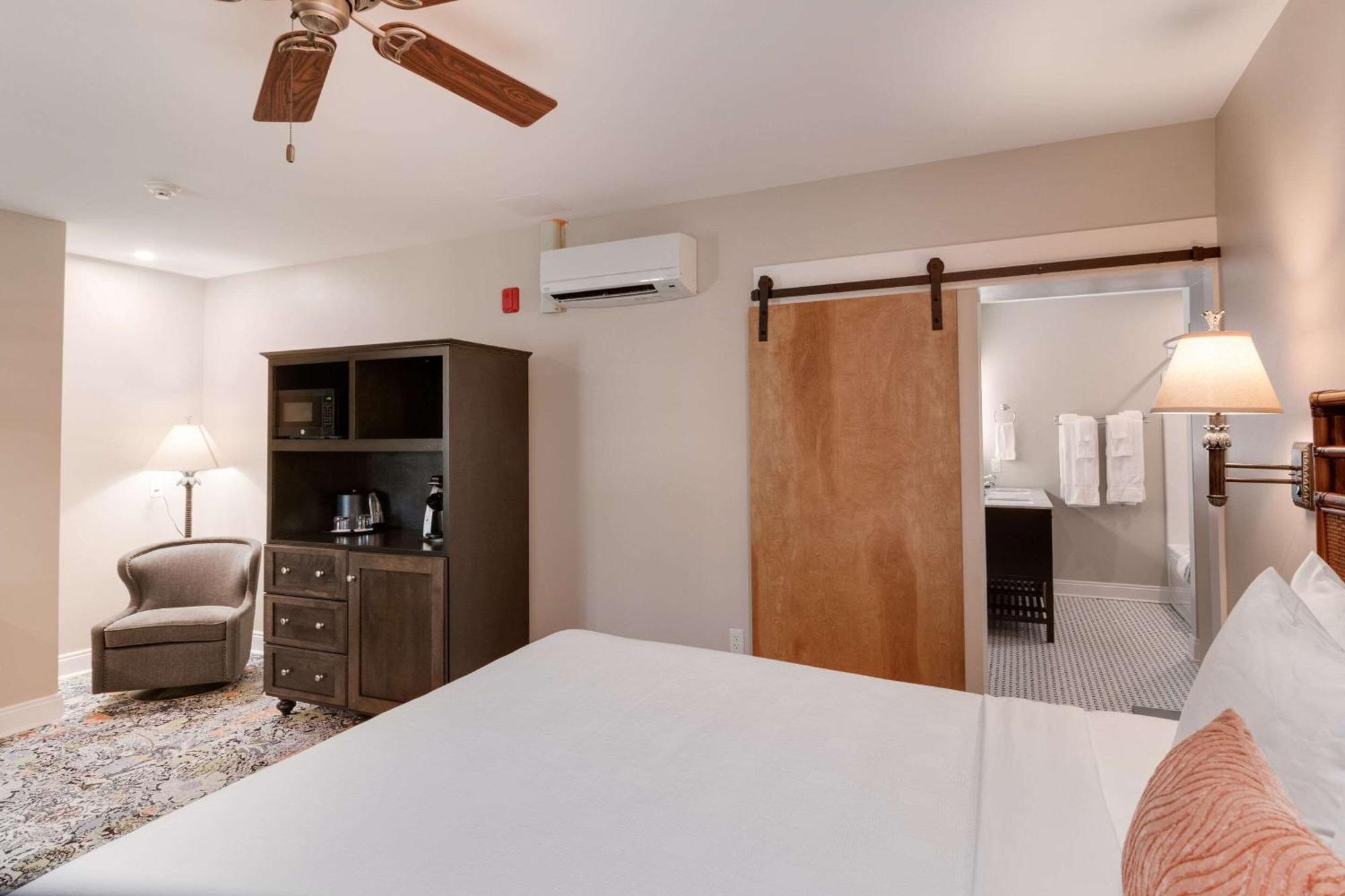 The Port Inn And Cottages, Ascend Hotel Collection Port St. Joe Esterno foto